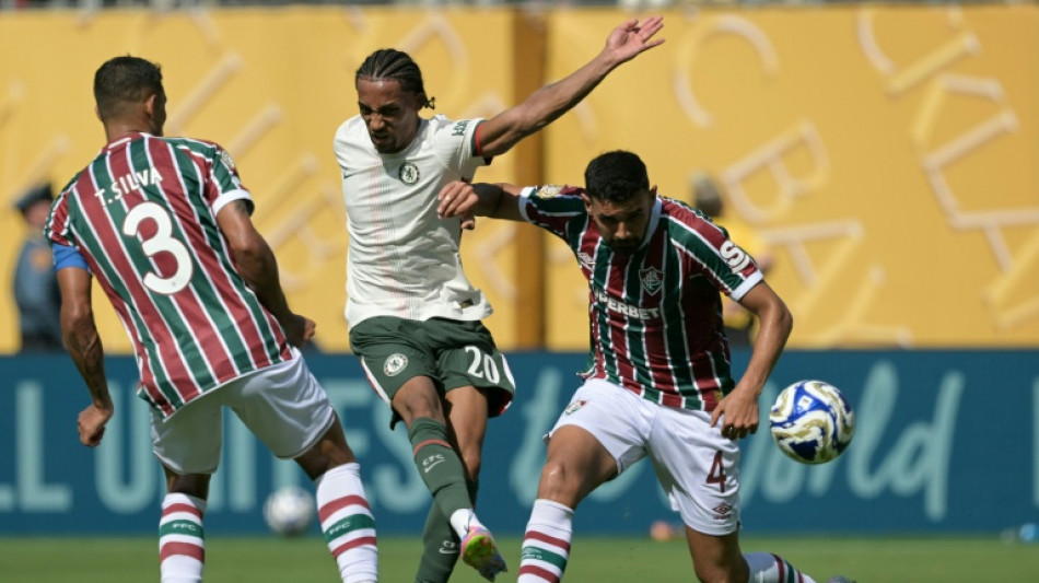 "Sou pago para fazer gols", diz Jo&atilde;o Pedro ap&oacute;s vit&oacute;ria do Chelsea sobre Flu, seu ex-time