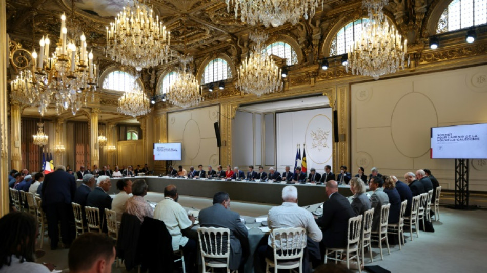 Acordo 'hist&oacute;rico' na Fran&ccedil;a entre apoiadores e opositores da independ&ecirc;ncia da Nova Caled&ocirc;nia