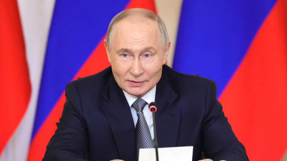 Putin, nessuno pu&ograve; sconfiggere la Russia sul campo di battaglia