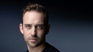 TikTok enr&ocirc;le Jo&euml;l Dicker pour percer dans la litt&eacute;rature