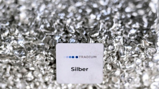 Cota&ccedil;&atilde;o da prata supera 75 d&oacute;lares pela primeira vez