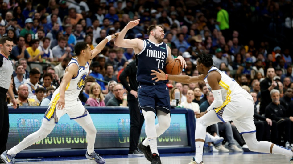 Duas partidas de pr&eacute;-temporada da NBA ser&atilde;o disputadas em outubro nos Emirados &Aacute;rabes Unidos