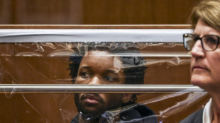 Hallan pornograf&iacute;a infantil en el tel&eacute;fono del cantante D4vd, sospechoso del crimen de una adolescente