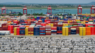 Tarifas alfandeg&aacute;rias de Trump incendeiam as rela&ccedil;&otilde;es EUA-China