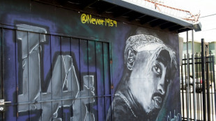 Suspeito de matar rapper Tupac Shakur &eacute; acusado 27 anos ap&oacute;s o crime