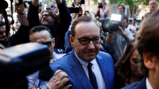 Accus&eacute; d'agressions sexuelles, Kevin Spacey laiss&eacute; libre par la justice britannique
