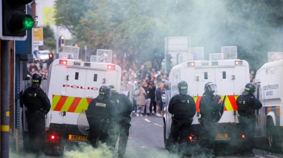 Tres inculpados en Irlanda del Norte por la violencia contra la inmigración