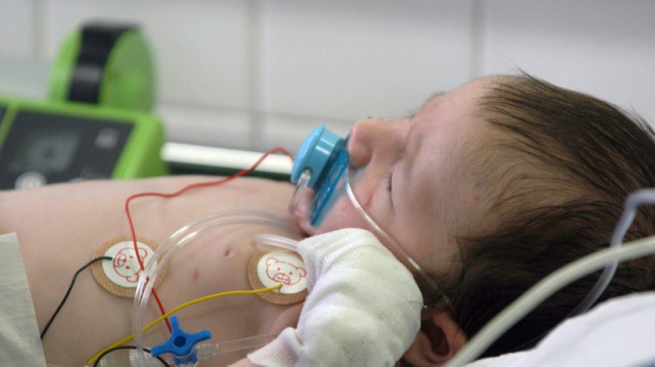 Bronchiolite: une quinzaine de bébés transférés d'Ile-de-France dans d'autres régions