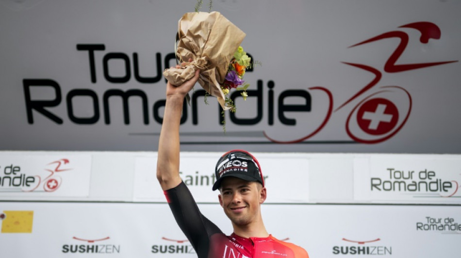Watson wins Tour de Romandie prologue, Evenepoel eighth