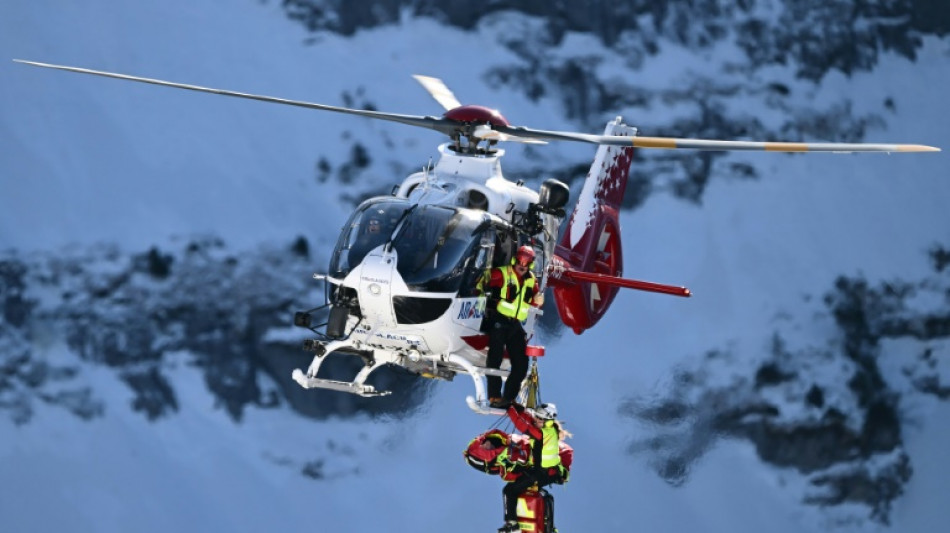 Ski: le Fran&ccedil;ais Blaise Giezendanner h&eacute;litreuill&eacute; apr&egrave;s une chute &agrave; Wengen