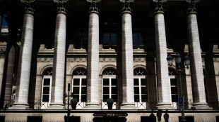 La Bourse de Paris finit en hausse malgr&eacute; une inflation am&eacute;ricaine plus forte que pr&eacute;vu