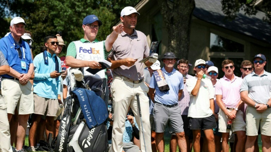 No.1 Scheffler gets new fill-in caddie for PGA playoff event